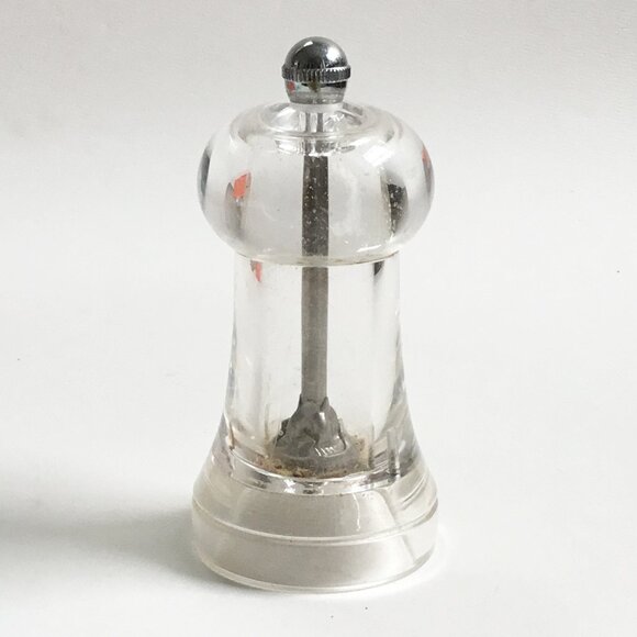 Peugeot France The Lion Clear Acrylic Pepper Grinder 4.75" Tall - Picture 1 of 4